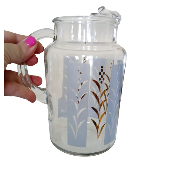 Vintage 7" MCM Frosted Glass Ice-Lip Pitcher Retro Glass Pitcher Blue Gold - Picture 2 of 8